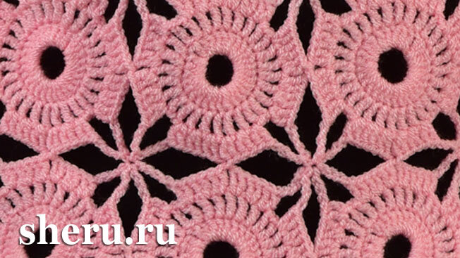 Ажурные мотивы в кофточке фото