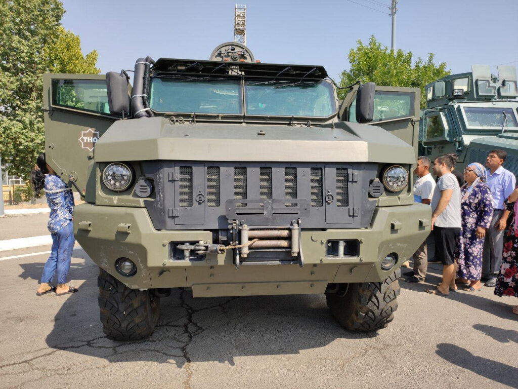 Узбекские военные показали закупленные российские и турецкие броневики.  Фото | Новости Узбекистана Podrobno.uz | Дзен