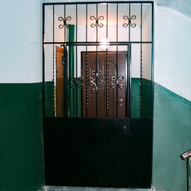 Как сделать тамбур на несколько квартир самостоятельно | Это нужно ...