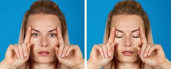 Первое упражнение (против гусиных лапок)