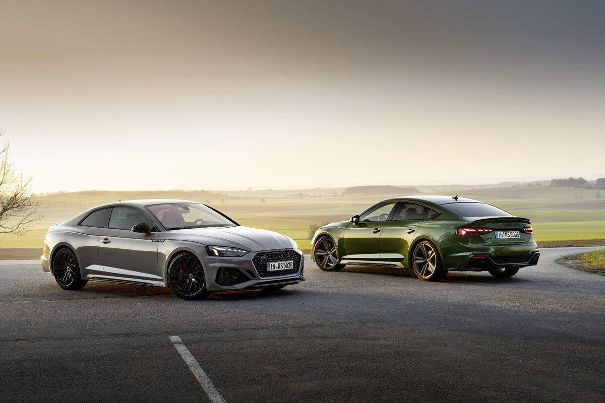 Быстрые братья: Audi основательно пересмотрела RS 5 Coupe (слева) и Sportback.