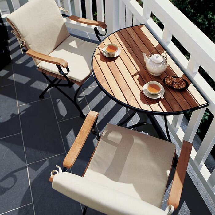 Чаепитие на балконе