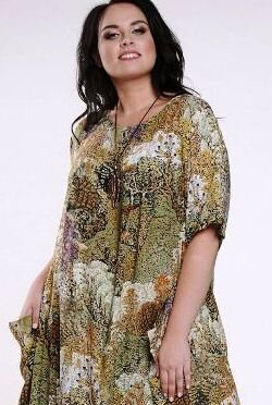 Свободное платье для полных женщин