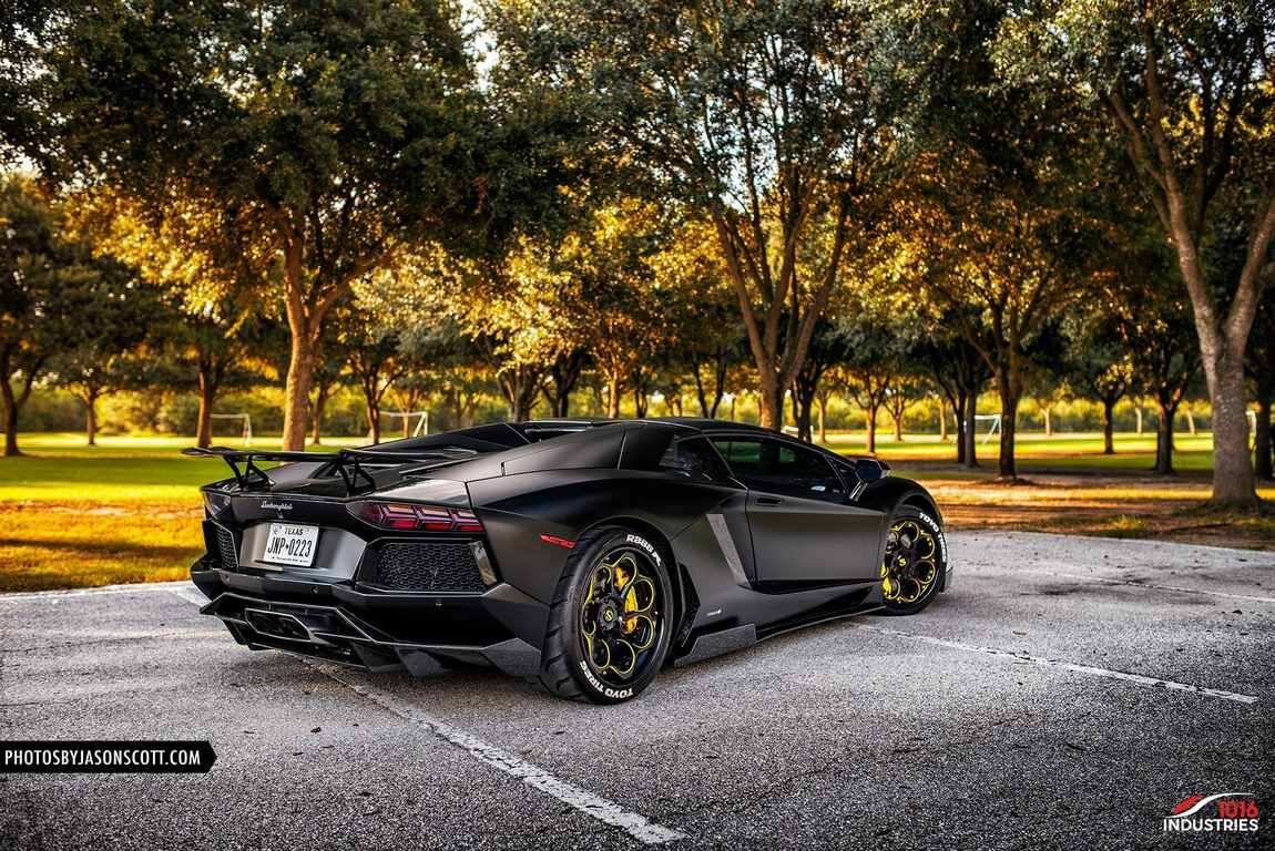 Нереально красивый Lamborghini Aventador в карбоновом обвесе с шикарными  дисками Savini Wheels SV69. | 4k-tuning.ru | Дзен