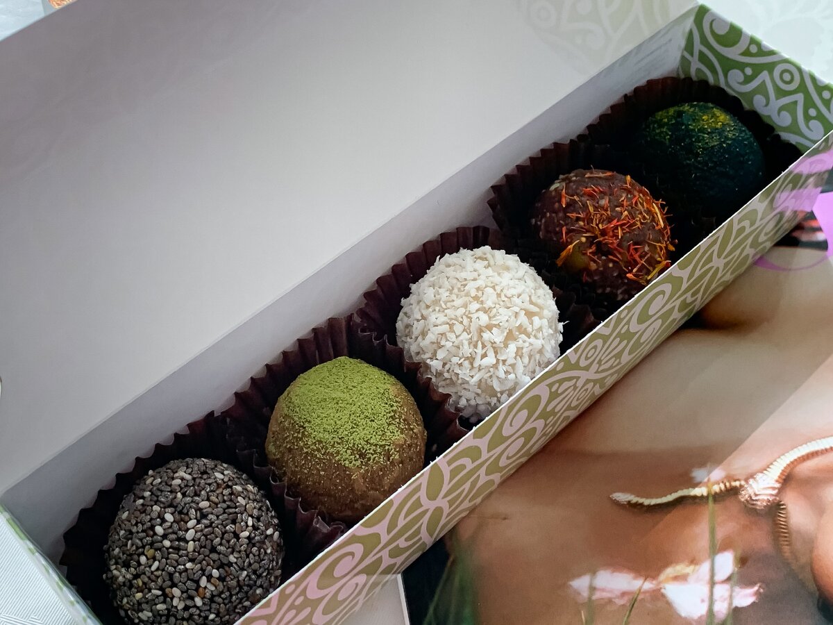 Натуральные конфеты Other Cakes ассорти 5 штук