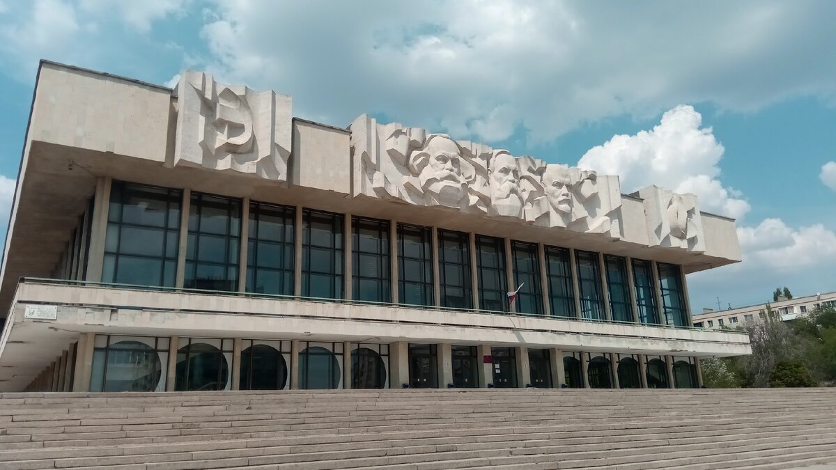 Победа волгоград центр фото