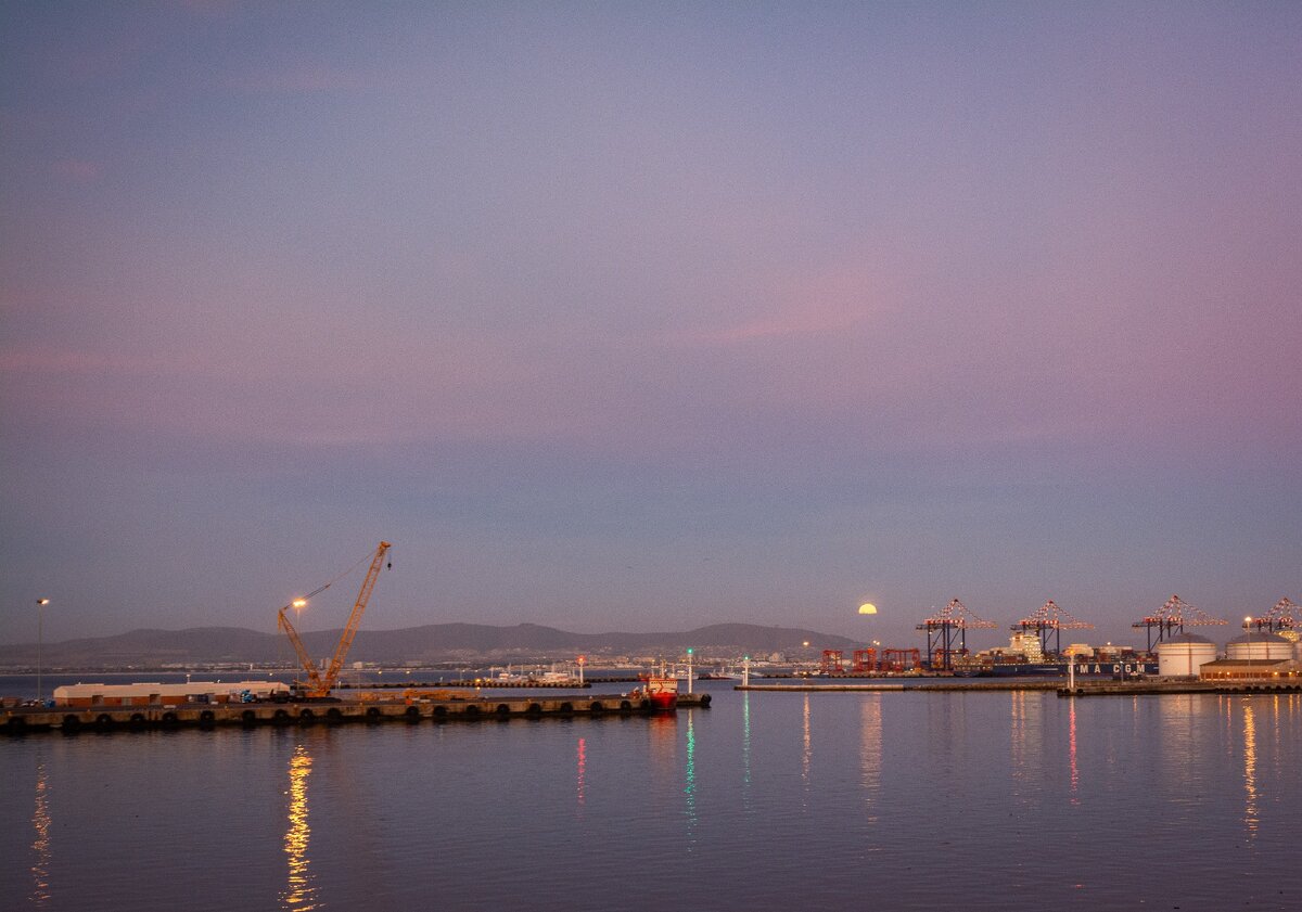 Восход луны