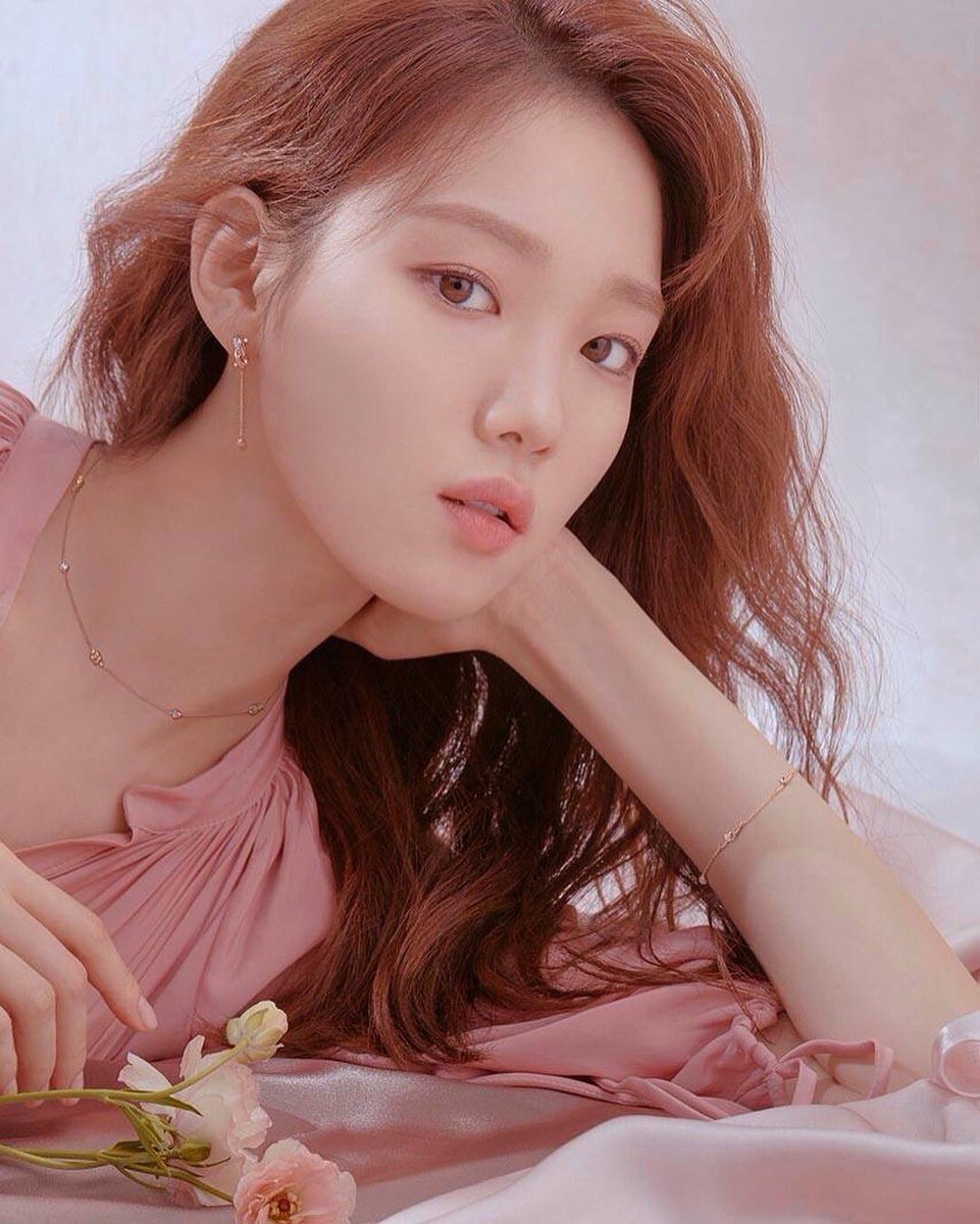 Актриса и модель Ли Сон Гён  (фото из открытых источников) 