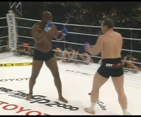 Игорь Вовчанчин vs Гари Гудридж. Фото взято из свободных источников