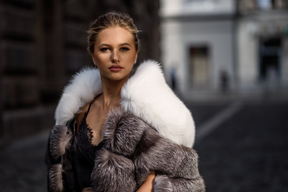 Даниелла Димитровска fur Coat