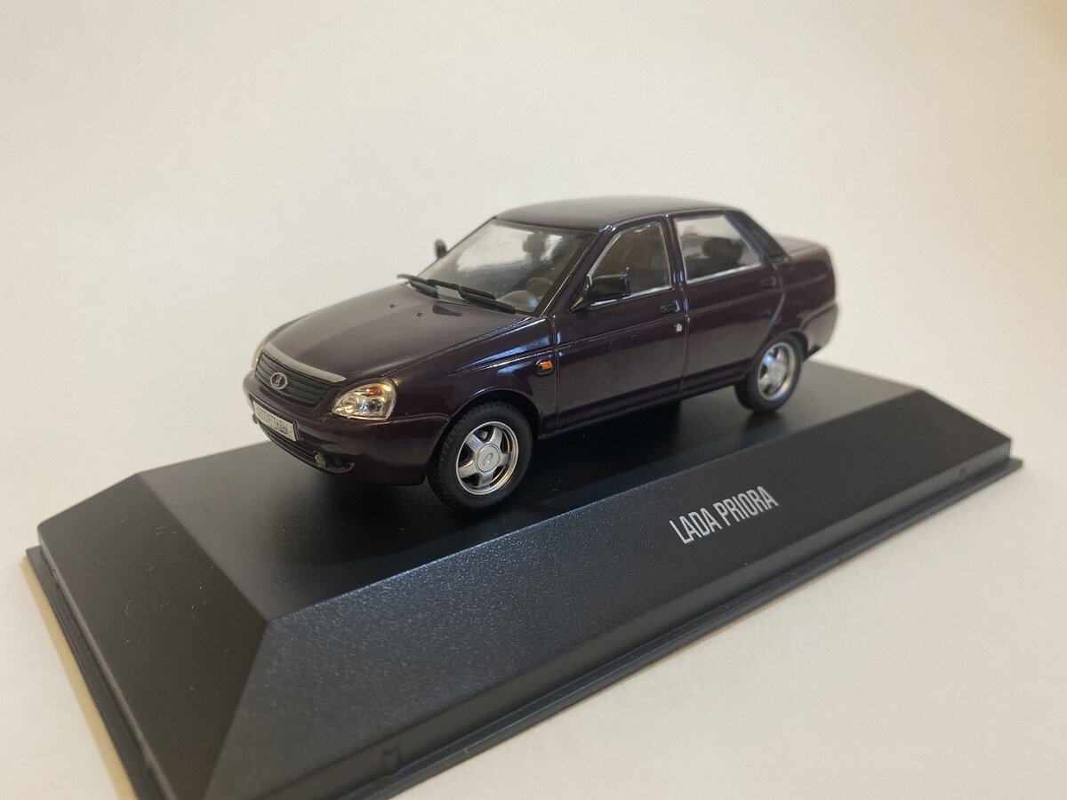 Лада седан, Баклажан - Lada Priora в масштабе 1/43 от DeAgostini (из серии  Автолегенды). | Модель и прототип | Дзен