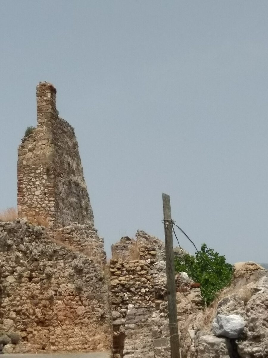 И каждый камень - история!