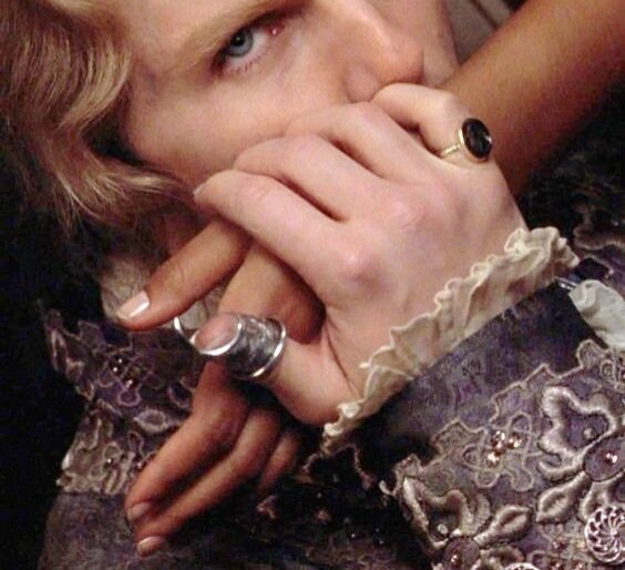 Вампиризм - этотне страшно, если энергию реализовывать.