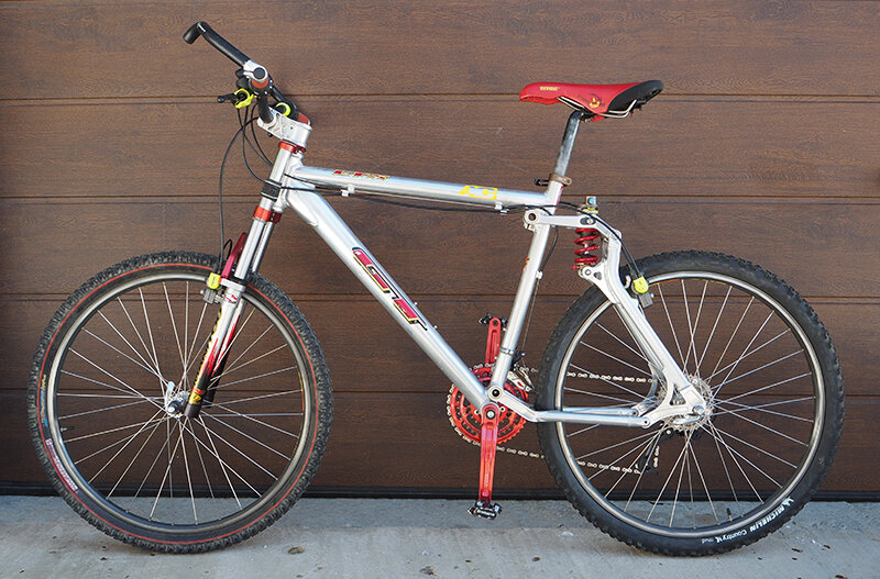 Американский горный велосипед GT LTS 1997 года из коллекции Веломузея Андрея Мятиева.