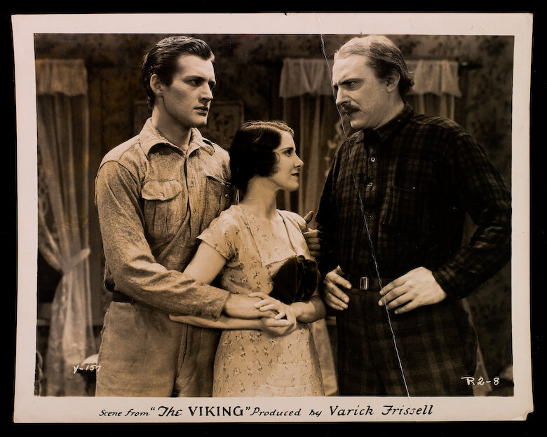 Кадры из фильма "Викинг"