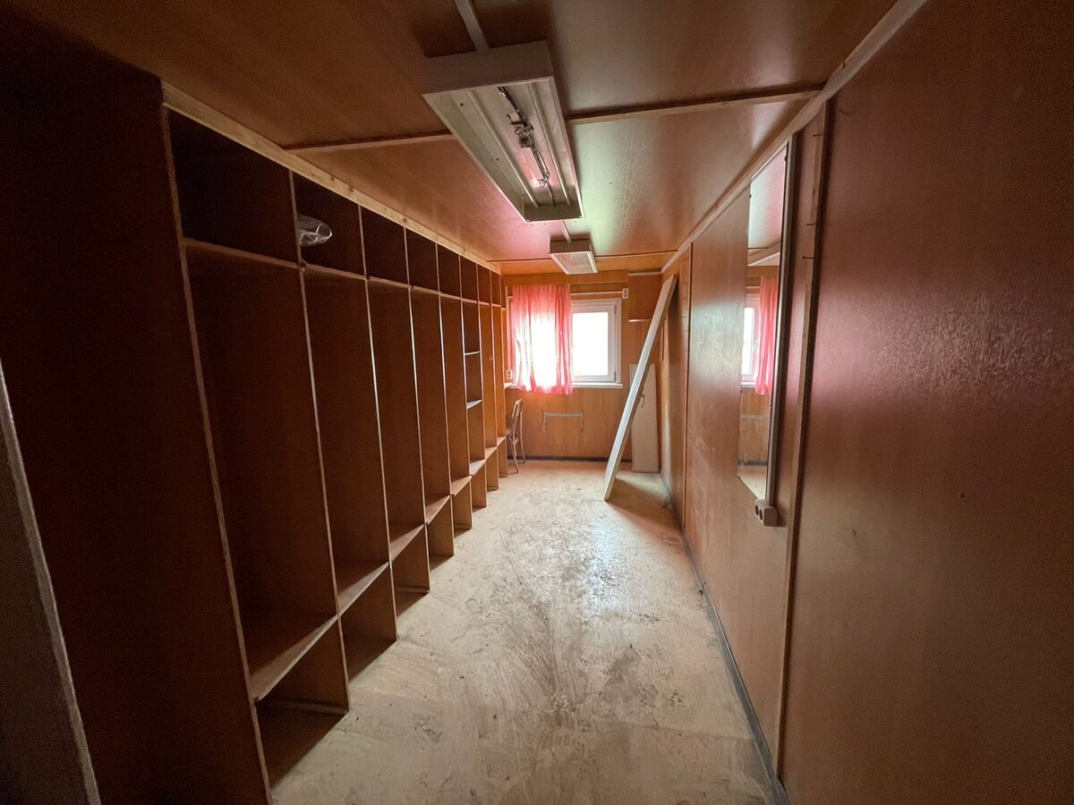 Первоначальный вид купленной бытовки
