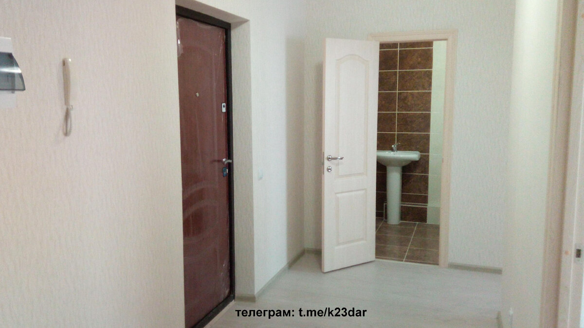 Для монолита кирпича ремонт от застройщика оговаривается отдельно.