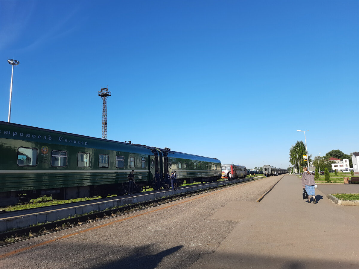 Высидеть 10 часов в самом известном пригородном поезде России, выжить и  получить удовольствие (32 ФОТО) | 1520. Все о ж/д | Дзен