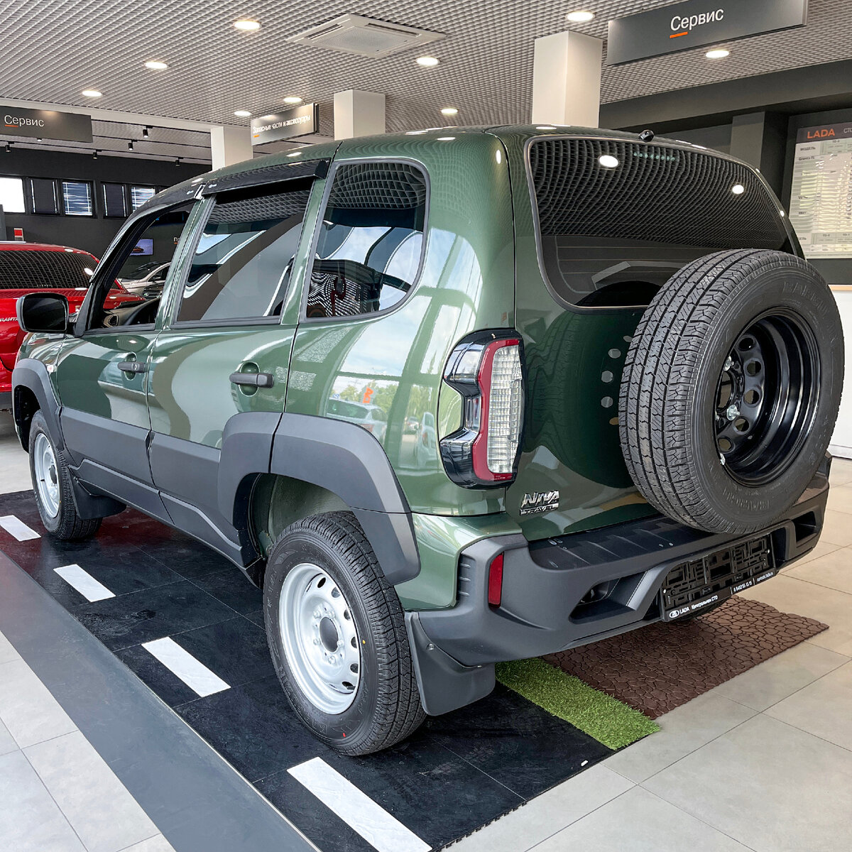 Внешне автомобиль не отличается от базовой версии дореформенного авто.