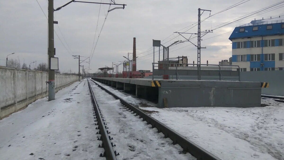     В Казань на железнодорожный вокзал приедет сказочный поезд Деда Мороза. Это случится 5 декабря в 15:35. Об этом сообщила пресс-служба казанского региона Горьковской железной дороги.