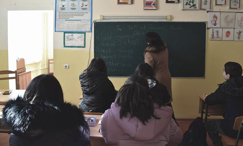 Голод, нехватка лекарств, воды и отопления, 40-градусная жара и грядущая зима
С 12 декабря 2022 года регион Арцах, где живут 120 тысяч армян, заблокирован со стороны Азербайджана.-7