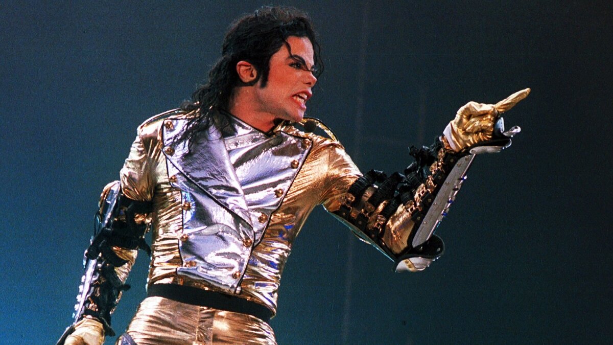    Майкл Джексон