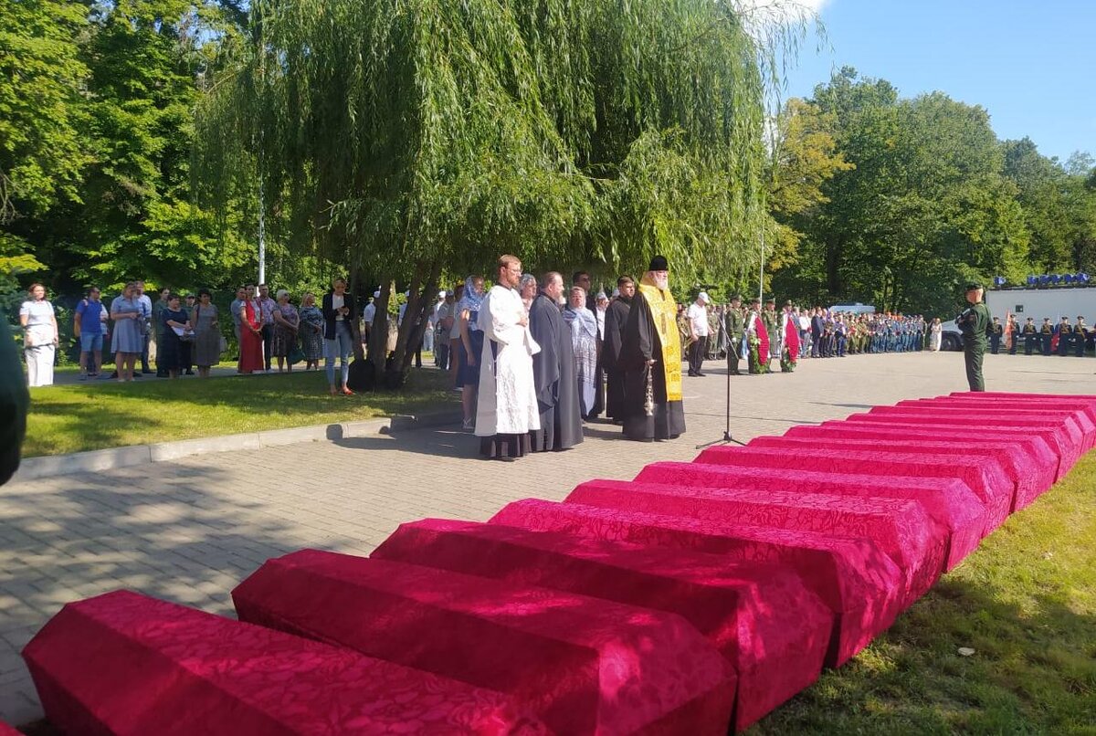    В Курске перезахоронили погибших в годы Великой Отечественной войны