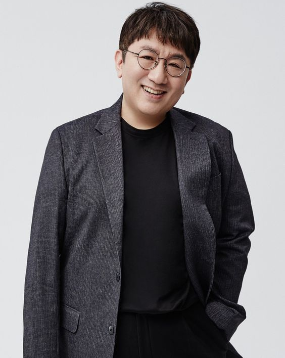 А вам всем и продюсер что бы гениальный и   внешность как у Ален Делона?