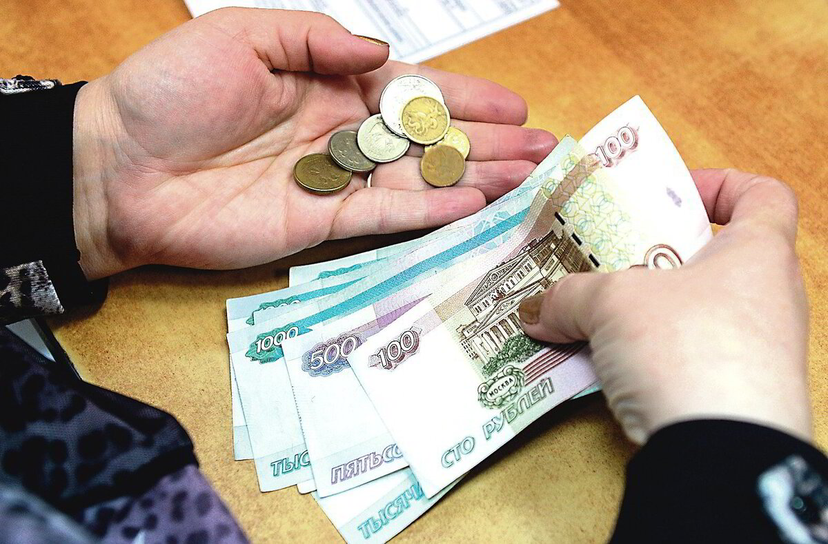 Россияне думают работать на пенсии из-за низких пенсионных выплат. Порочный круг "низкая зарплата-низкая пенсия" так и не разорван...