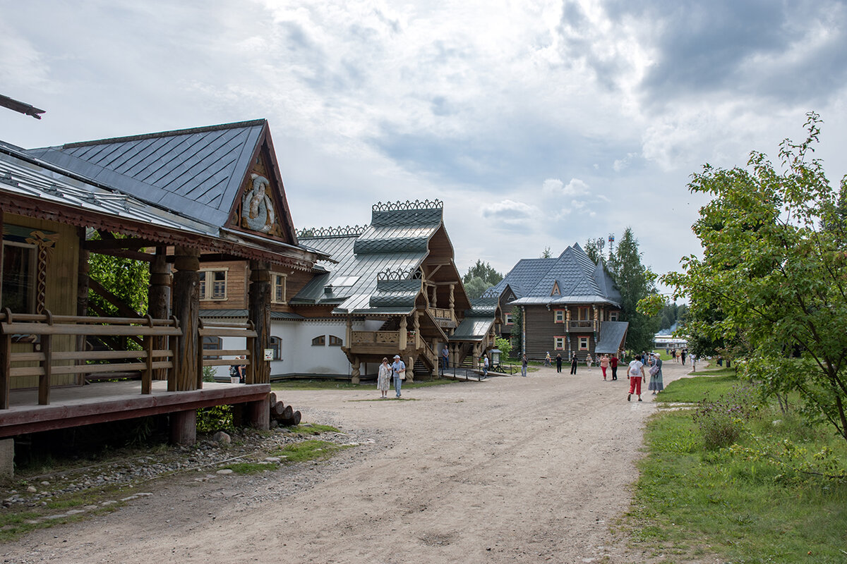 Листайте галерею