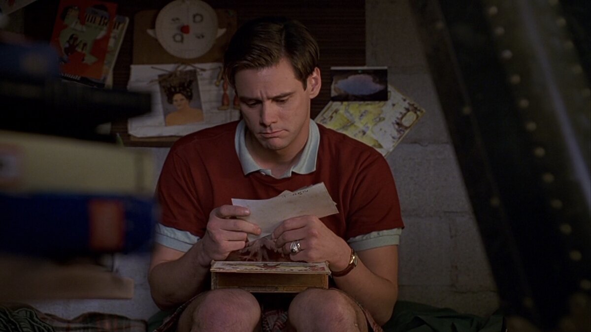 Дж. Керри в фильме «Шоу Трумана»