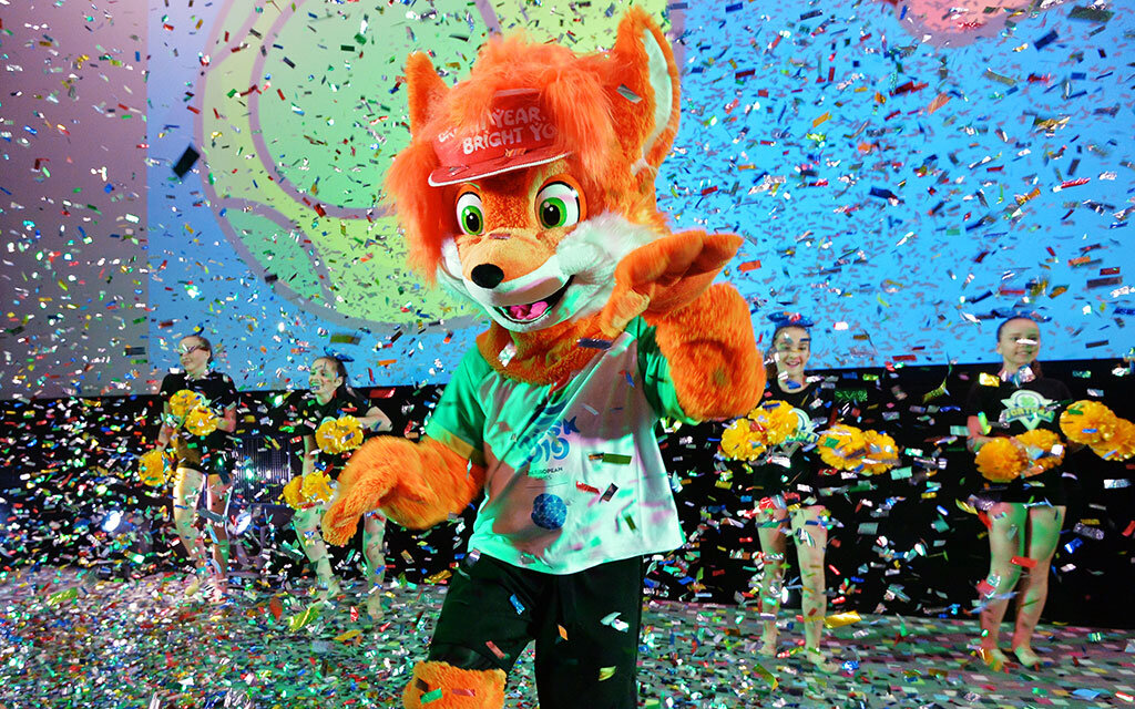 В программу соревнований, которые пройдут в столице Белоруссии в конце июня (21−30), входят 15 видов спорта. Большинство из них известны по Олимпиадам — это гимнастика, пулевая и стендовая стрельба, дзюдо, велоспорт, бокс, гребля и другие. Вместе с этим в рамках Игр будут разыграны медали в нескольких дисциплинах, которые не настолько популярны. Рассказываем, почему стоит обратить внимание на аэробику, акробатику и историческое дуэльное фехтование.