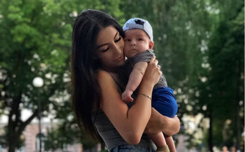 У Даны Николенко пропало молоко 
Фото: «Инстаграм»