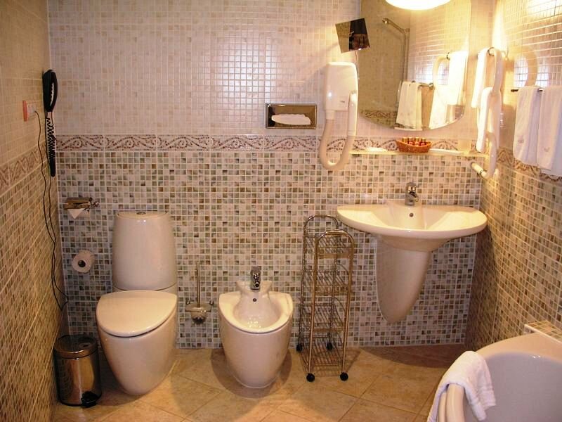 Понятия не имею, как всё это чинить... 