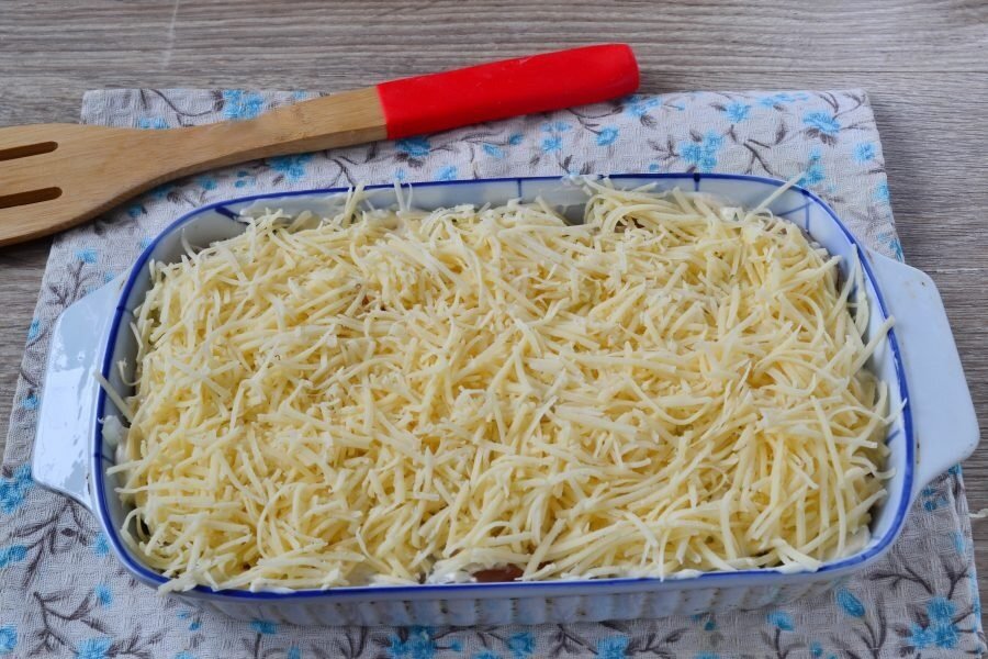 Понравится всей семье!Мясо по французски! 
