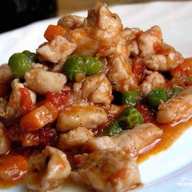 Индейка с кабачками в мультиварке. Индейка с кабачками в мультиварке. Индейка с кабачками. Филе бедра индейки в мультиварке. Тушеная индейка с кабачками.