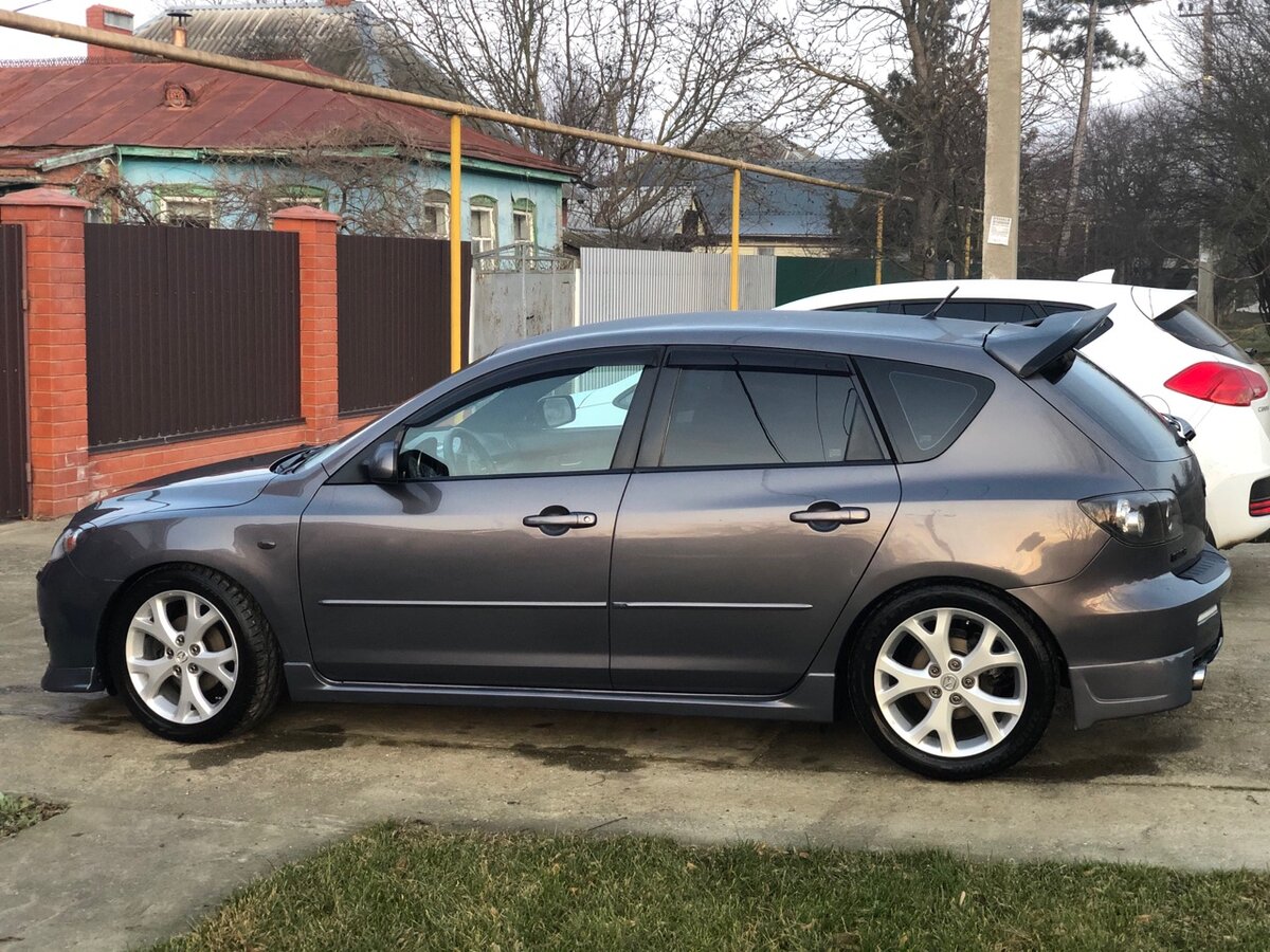 Мазда 3 2007 г. 1.6 МТ