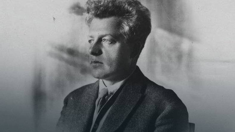 Пётр Войков 