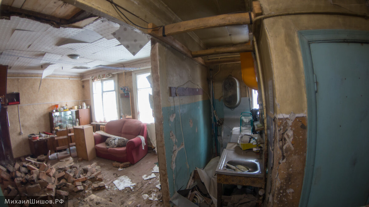 Второй этаж