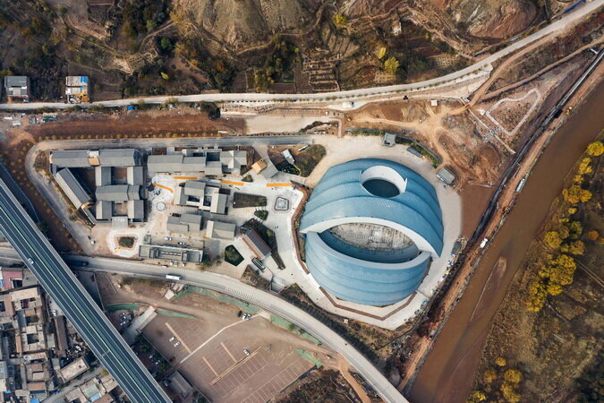 Вид сверху на удивительный концертный зал