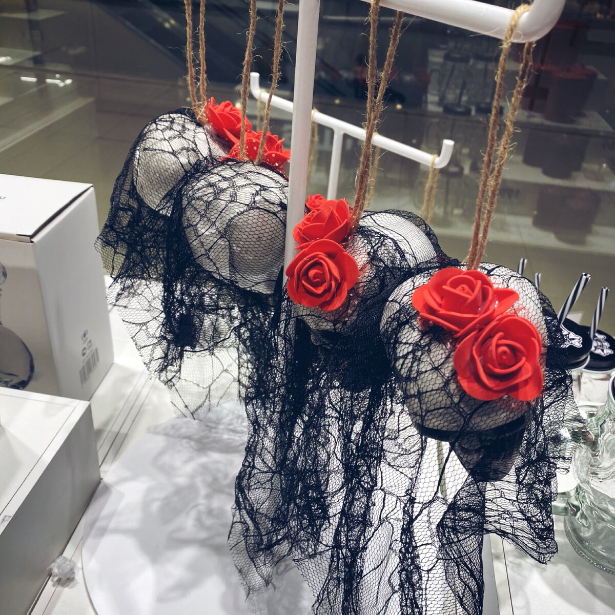 Стоимость 249 рублей.