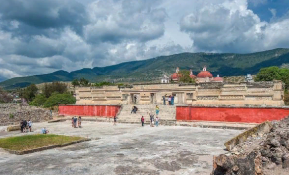 Руины древней Митла