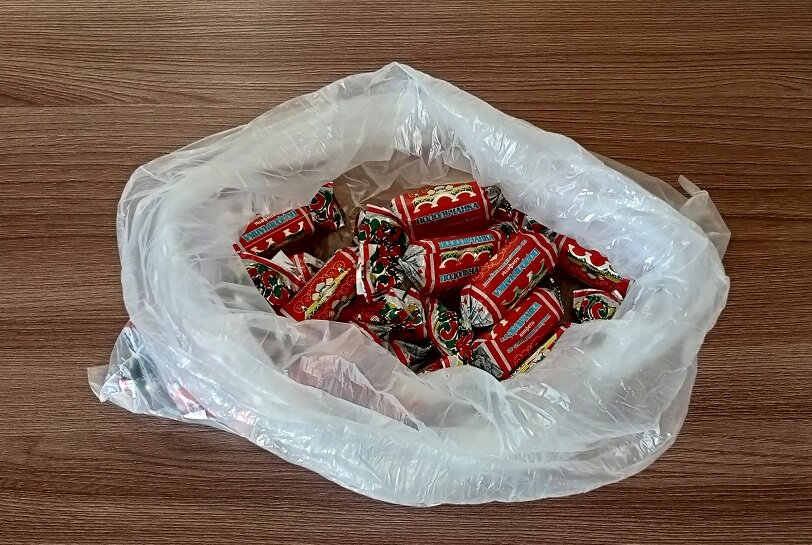 пакет моих любимых конфет "Подольчанка"