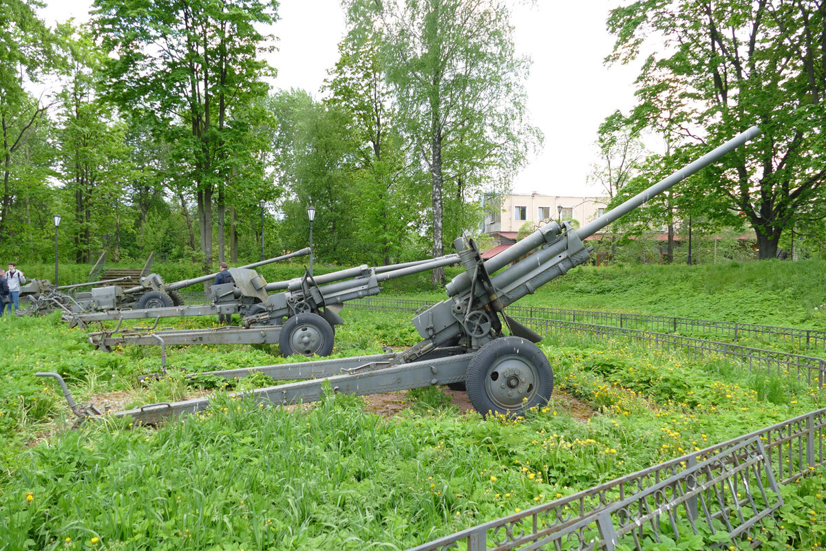 85-мм дивизионная пушка Ф-28 УДЛ (Ф-7), собрат танковой Ф-30.