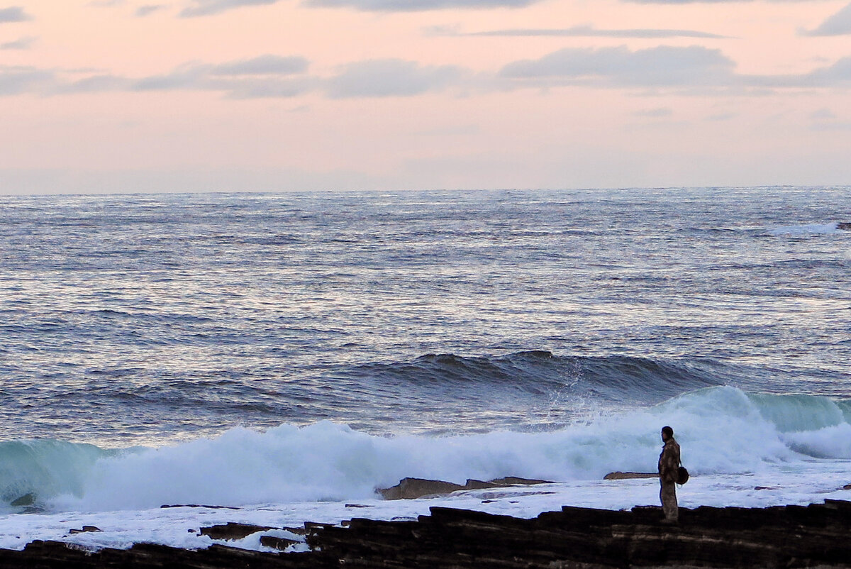 Побережье Баренцева моря. Полуостров Рыбачий, мыс Кекурский.