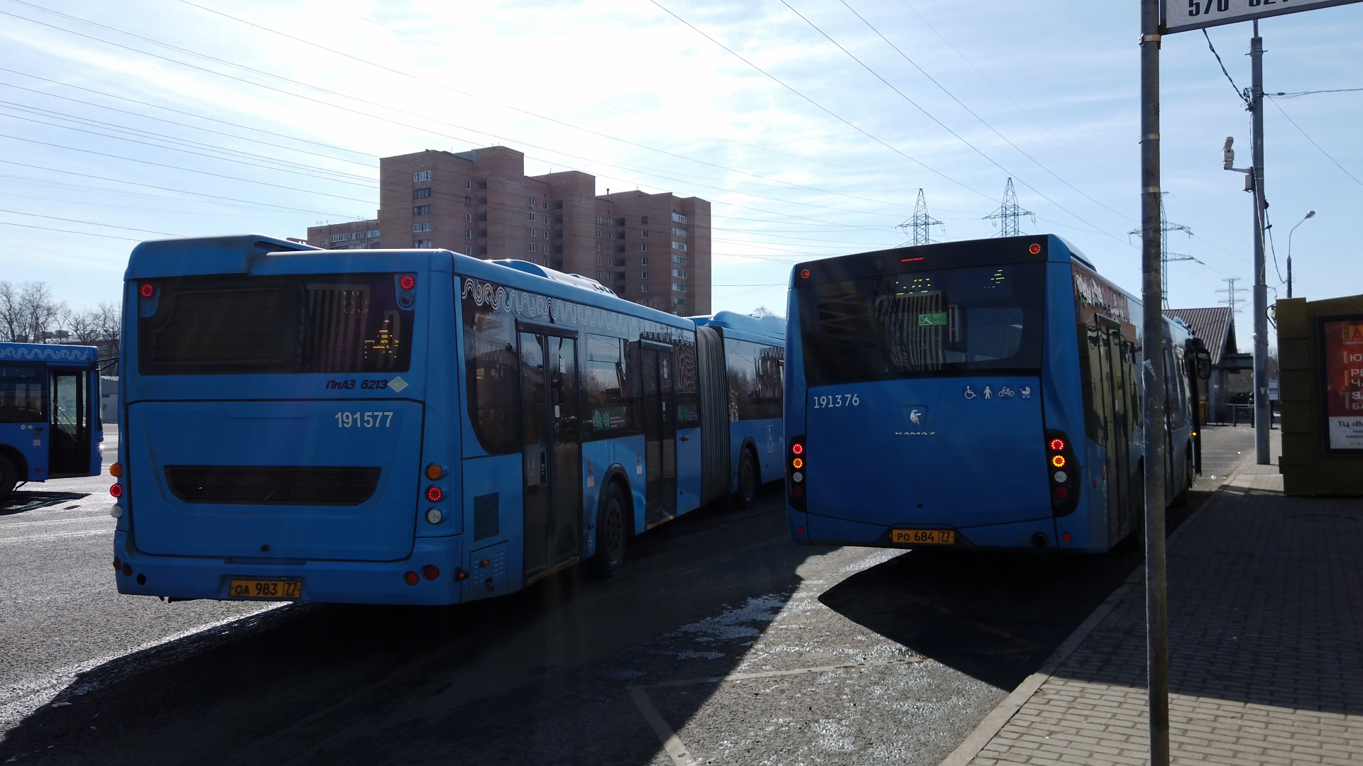 65 маршрут автобуса. 24.03.2021 год. Москва.