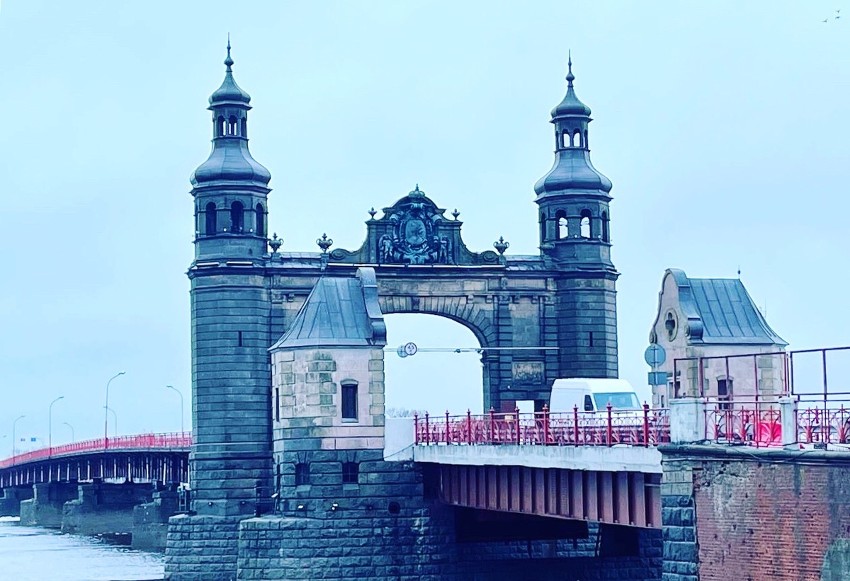 Очень изящная граница. Фото - собственность автора 