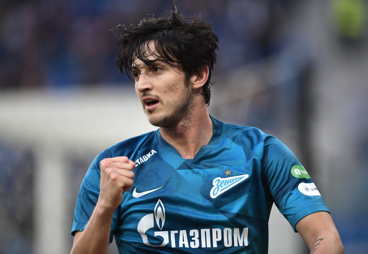 Сердар Азмун