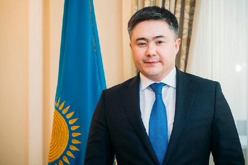 Лицо современной Казахской политики. Европеец...