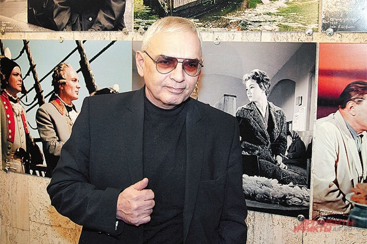    Михаил Мишустин поздравил Карена Шахназарова с 70-летием